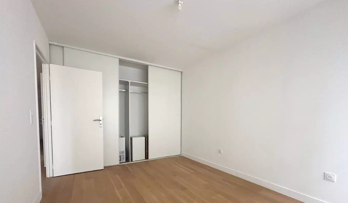Appartement, meublé, 2 pièces, 51m² à Paris (75014) — photo principale
