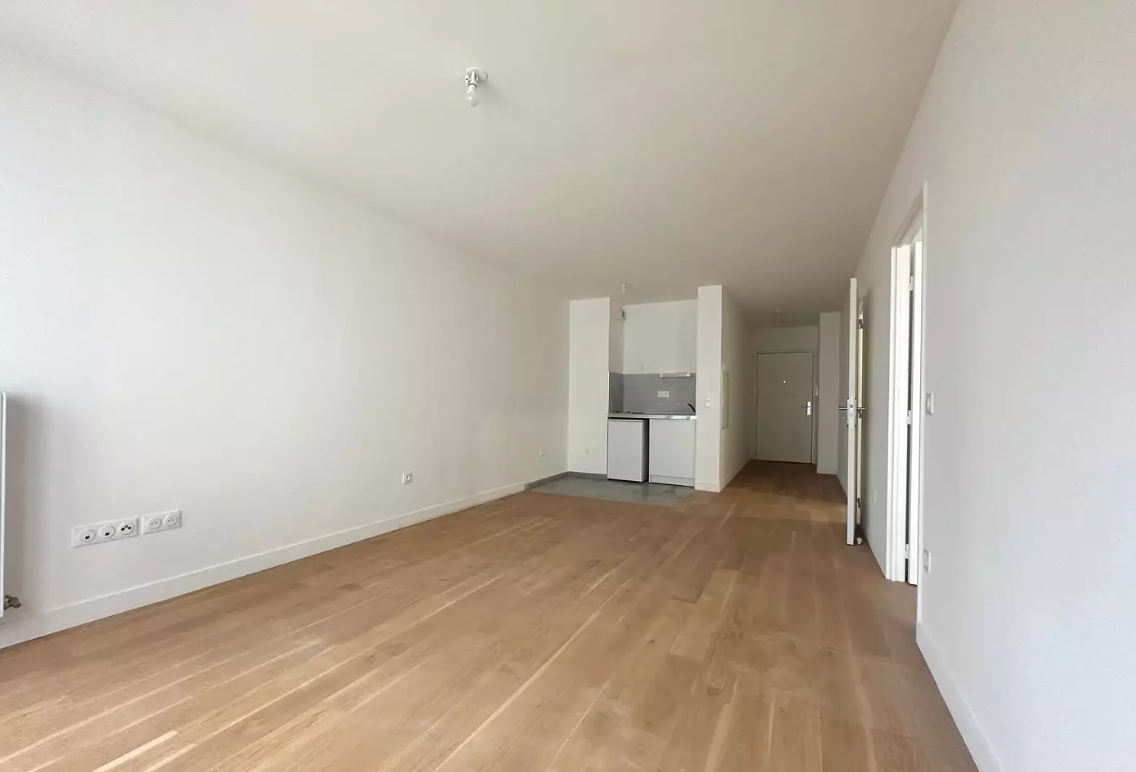 Appartement, meublé, 2 pièces, 51m² à Paris (75014) — photo 2