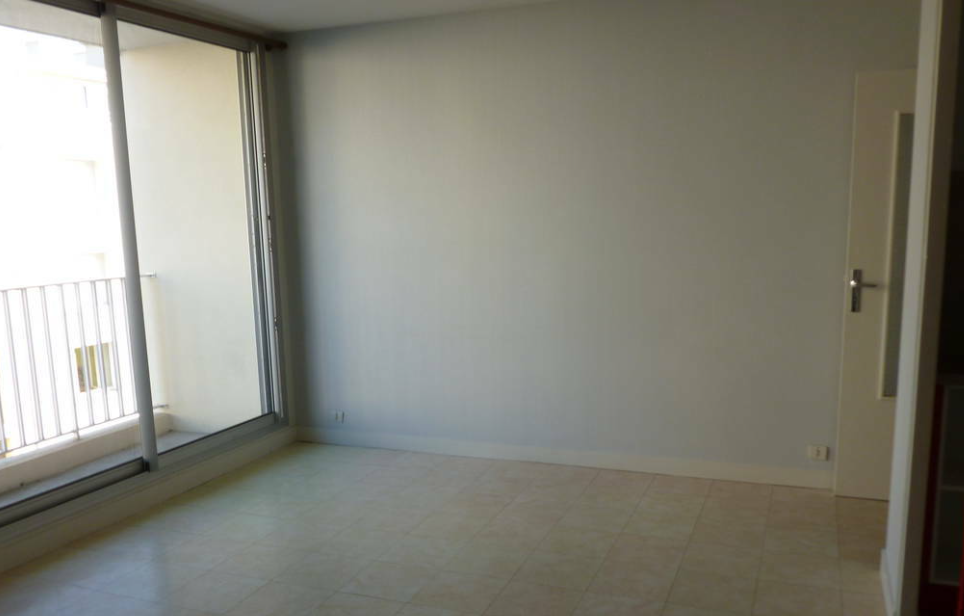 Appartement, non meublé, 1 pièce, 32m² à Clermont-Ferrand (63000) — photo 2